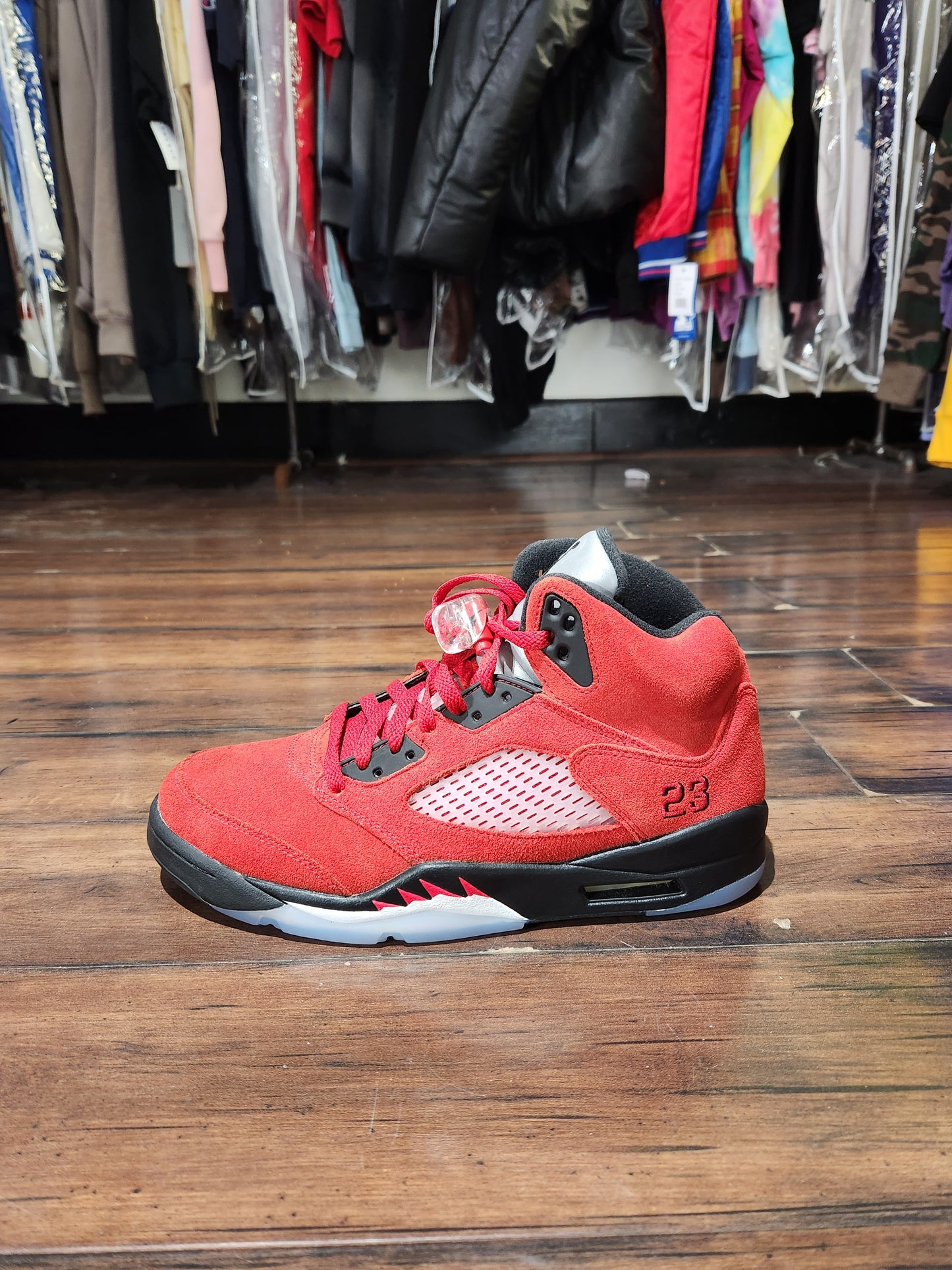 Jordan 5 Raging Bull