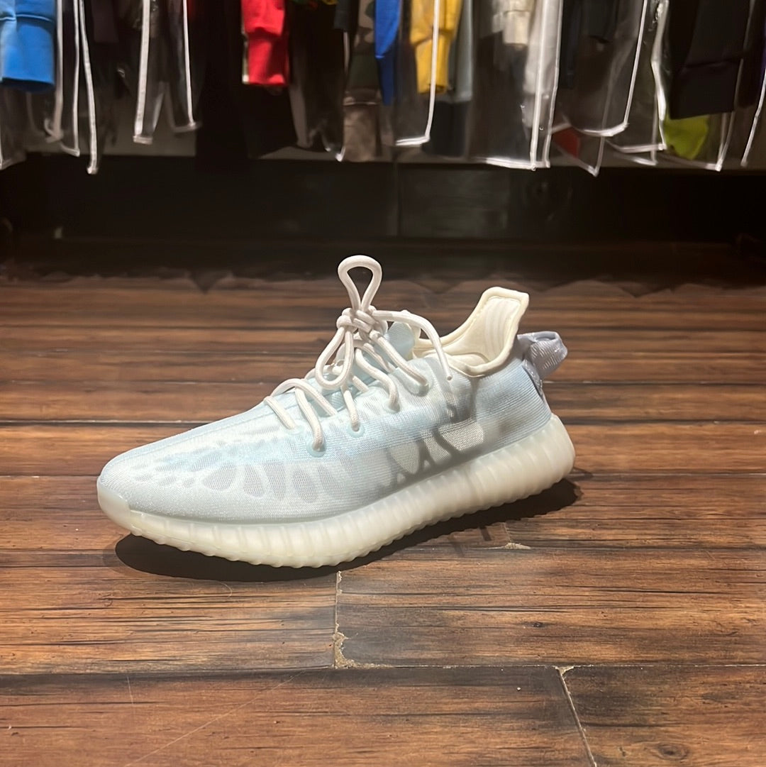 YZY 350 “Mono Ice”