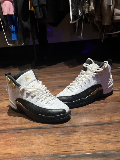 AJ12 Royalty Taxi